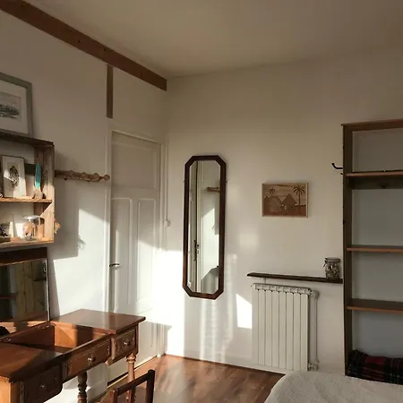 Chambre Double Chez Catherine Et Jean-luc En Bretagne Couette-café *